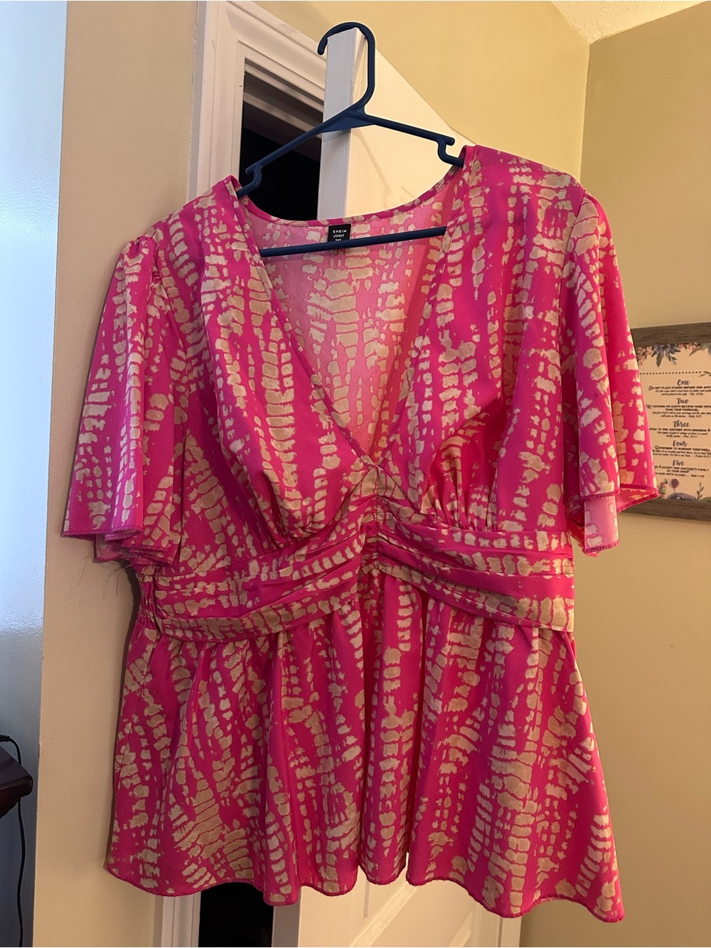 SHEIN Pink Patterned V-Neck Flutter Sleeve Blouse